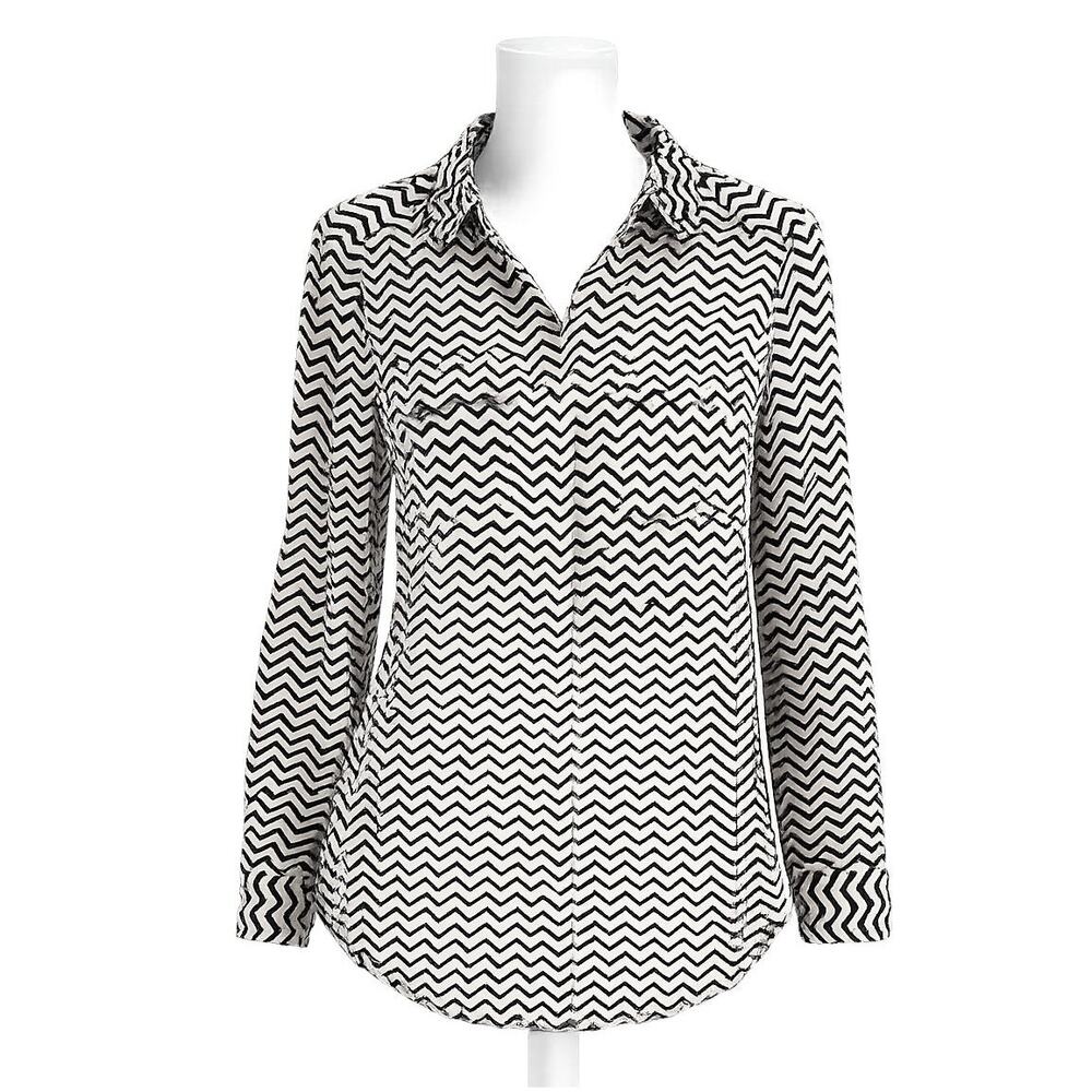 American Eagle Sheer Chevron Button-Down Blouse – Black & White – Size S